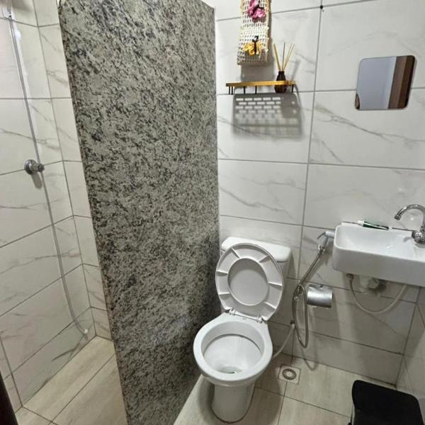 Casa Ampla no Térreo com Quintal gramado na Região da Pampulha - Foto 3