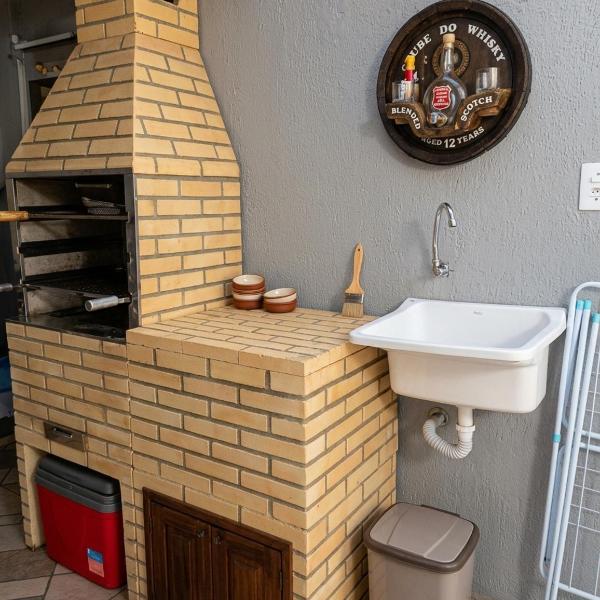 3 Quartos, com Piscina, Churrasqueira e garagem - Foto 3