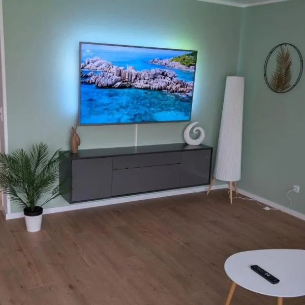2 Zimmer Ferienwohnung nahe Schweiz, hotel v destinácii Bad Säckingen