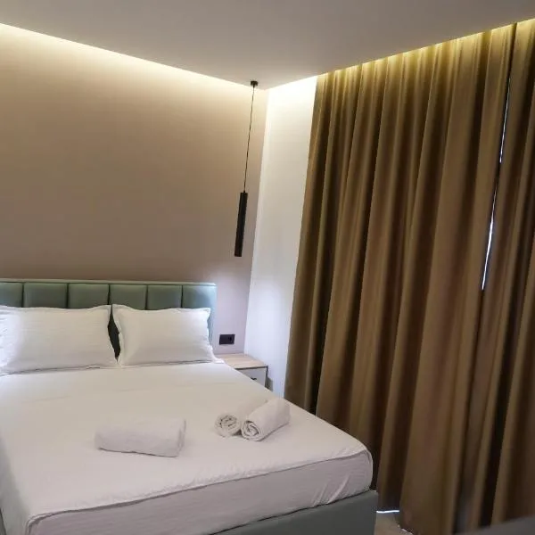 Summer Tale Rooms โรงแรมในเลเจอ