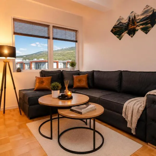 Heart of Ohrid Lake Blcony Free Parking FastWIFI Smart TV, готель в Охриді