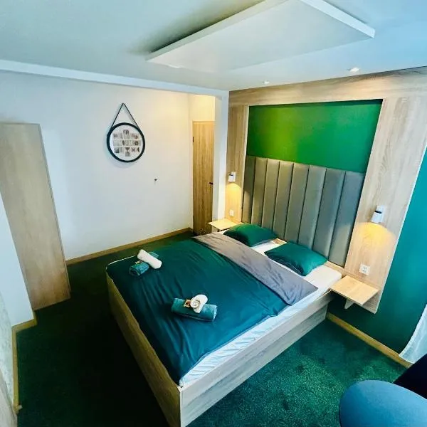Stacja Jeżyce Pokój #B, hotel in Poznań