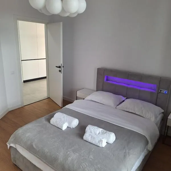 Studio Monida, hotell i Floreşti