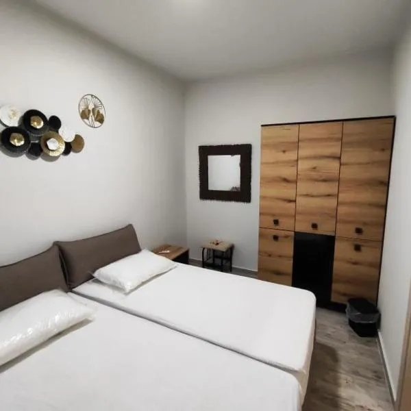 Savvas's Room, hotel in Nea Kallikrateia