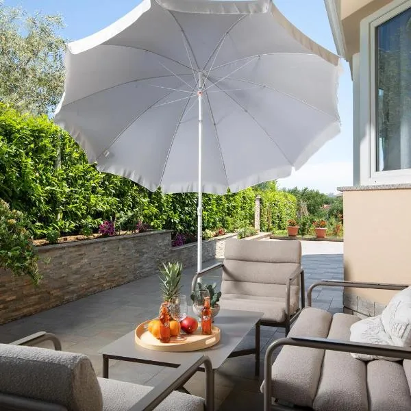 Villa Lucija, hotell i Pula