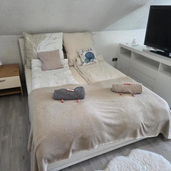 Helles & großes 24 qm Zimmer in Wackersdorf mieten, hotel en Wackersdorf