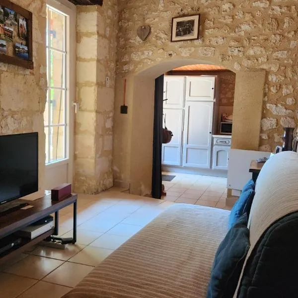 Gîte en pierre en Dordogne au calme dans un village Chez Sorel, hotell i Couze-et-Saint-Front