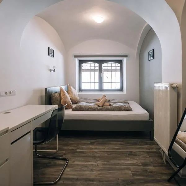 4 Rooms, hotell i Maribor
