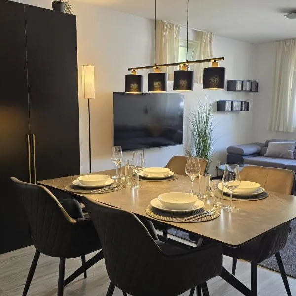Ferienwohnung ADVENTURE Monschau, hotel u gradu 'Monschau'