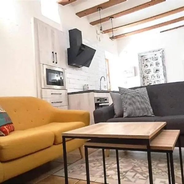 Casa Cueva Candelaria, hotel in Alcalá del Júcar