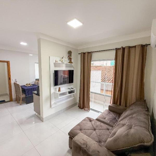 M103- Apartamento 2/4 com Garagem A/C Varanda