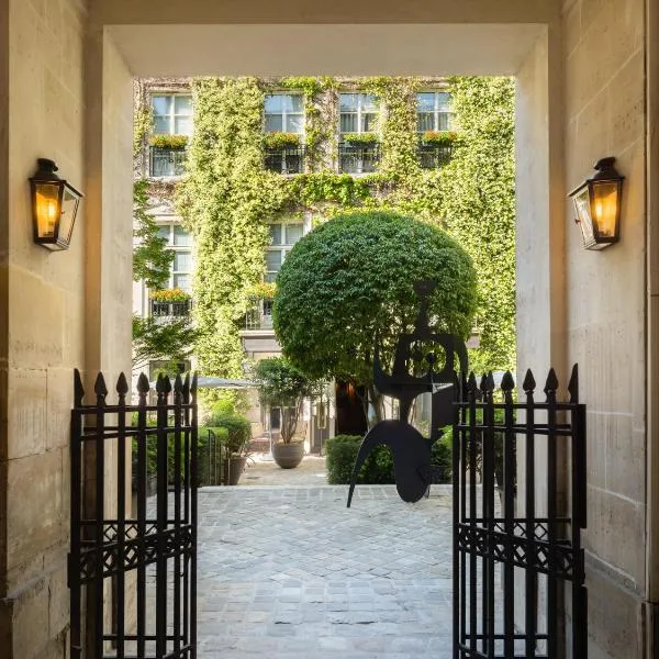 Le Pavillon de la Reine & Spa, Place des Vosges, khách sạn ở Paris