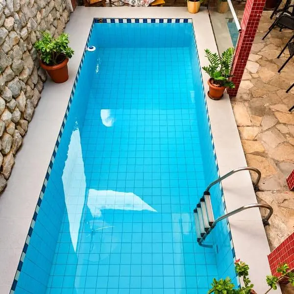 Hostel Goiabeiras com Piscina Próximo à Arena Pantanal, hotel em Cuiabá