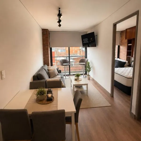Apto Moderno de Lujo con Balcón Amplio y Vista Urbana, hotelli Bogotássa