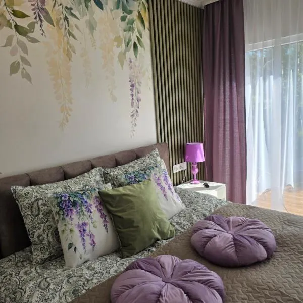 BRĪVDIENUKOLKA apartamenti, отель в Колке