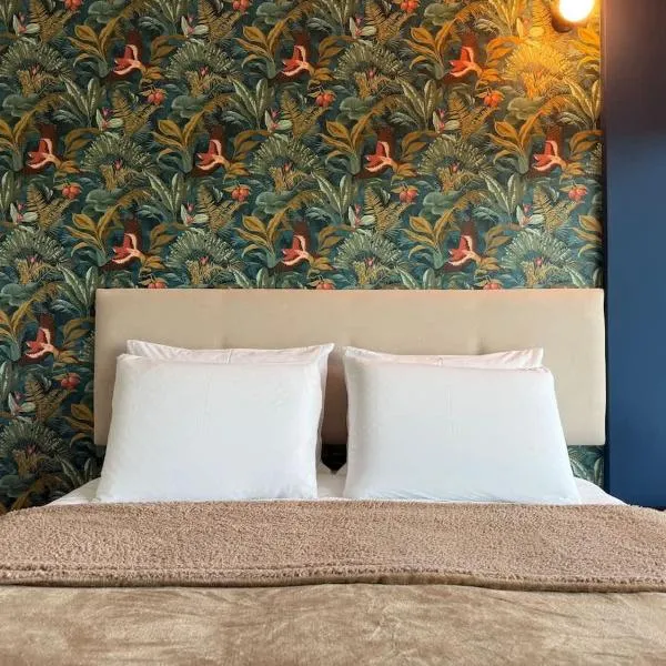 Na Outra Margem - Douro River Views - Free Parking, hotel in Vila Nova de Gaia