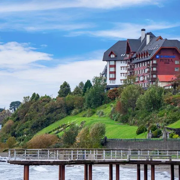 Wyndham Puerto Varas Pettra, מלון בפוארטו ואראס