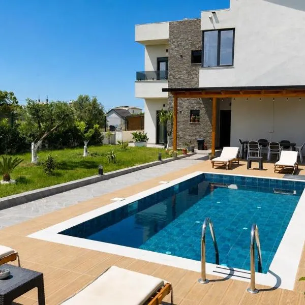 Julis Villa, hotel en Draç