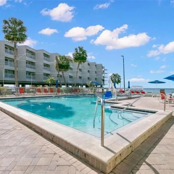 Beautiful Two Bedroom, Two Bath Condo at Sailport, Hotel in Tampa