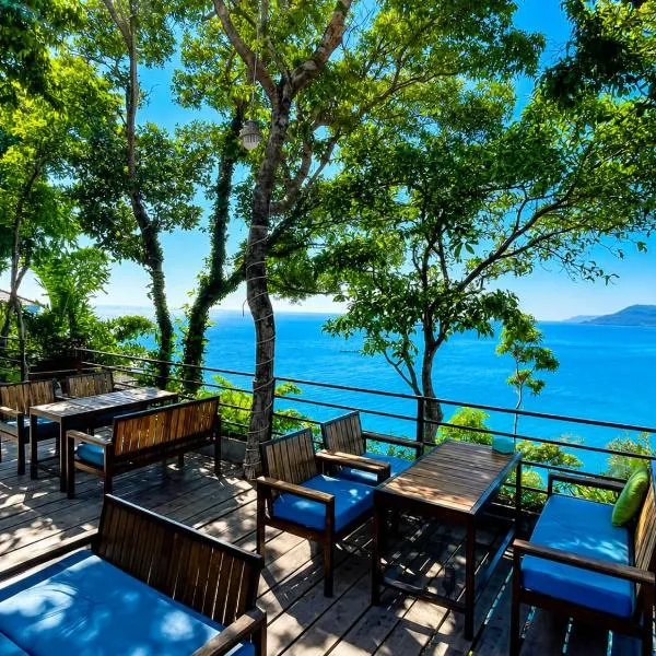 The Cliff Bungalow، فندق في كوه رونغ ساملوم