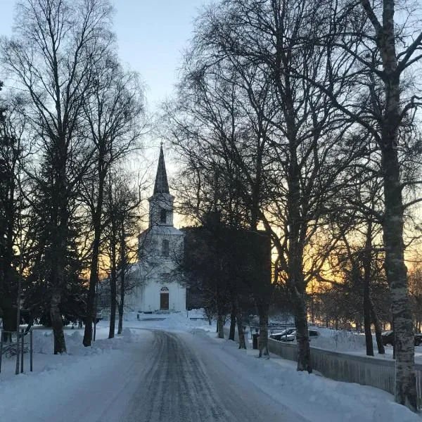 Västerbacken Hotell & Konferens, hotelli kohteessa Holmsund