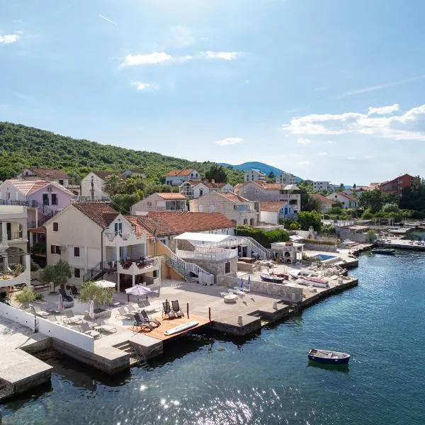 Dubravcevic Residence, hotel in Tivat
