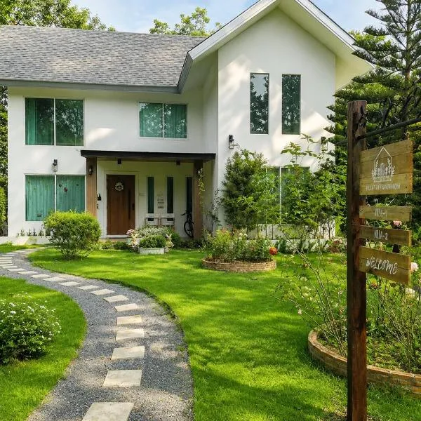 Villa at Waterville Khaoyai, hotel in Ban Khanong Phra Klang (1)