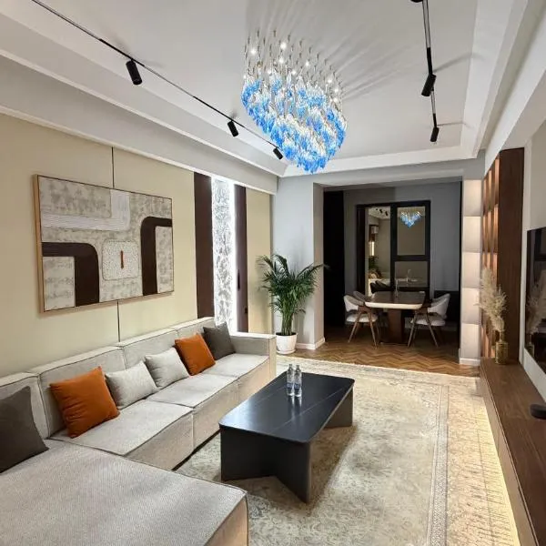 Zafran Smart Luxury Suite, hôtel à Douchanbé