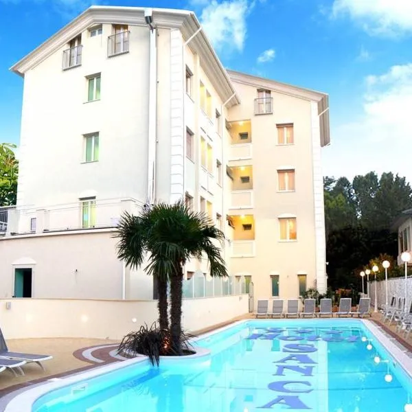 Hotel San Carlo, hotel en Cesenatico