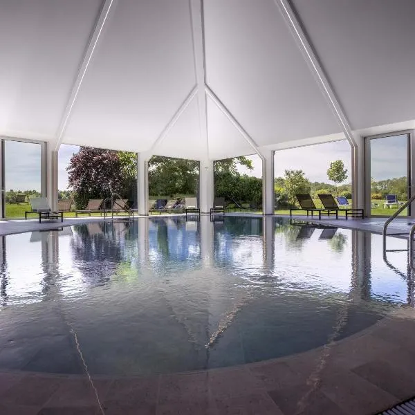 Mercure Luxembourg Kikuoka Golf & Spa, hotel en Canach