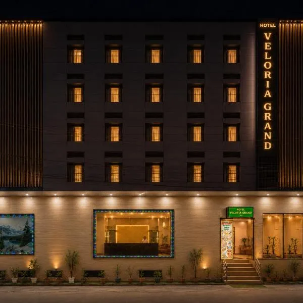 Hotel Veloria Grand IGI Airport Delhi, hotel in New Delhi