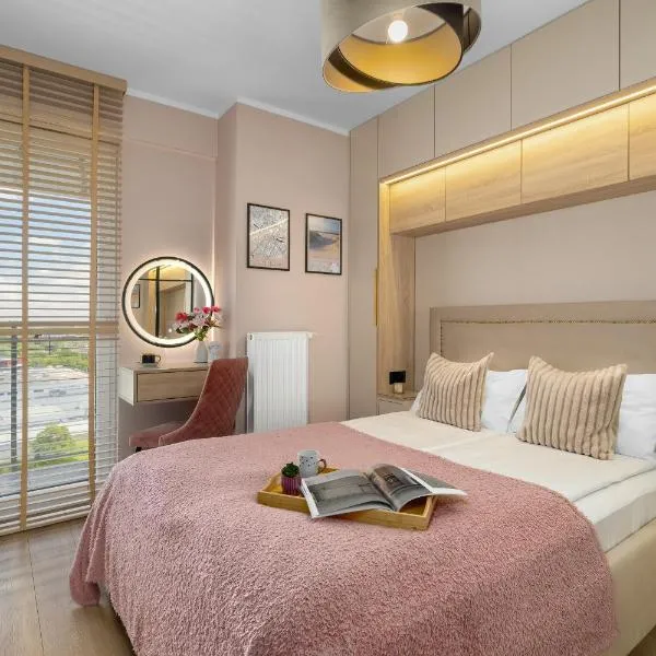 Sky Eleven - Poznań Residence Parking & Balcony by Renters Prestige, hotelli kohteessa Poznań
