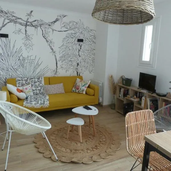 Pour 4 personnes, très proche centre ville, vue port, tout confort, hotel in Port-Vendres