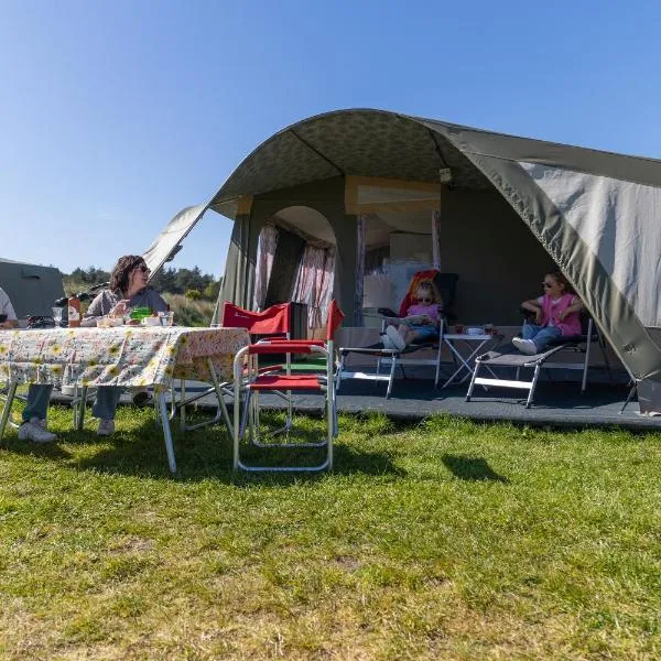 Glamlodge Ameland direct aan het strand, Hotel in Nes