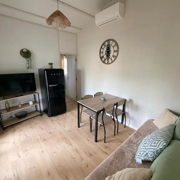 Charmant chalet près d Albi et des vignobles, готель у місті Rivières