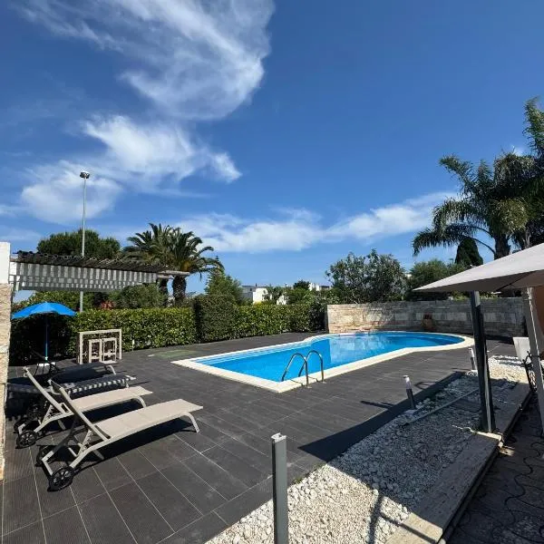 Apulian Way, hotel a Torre Pelosa