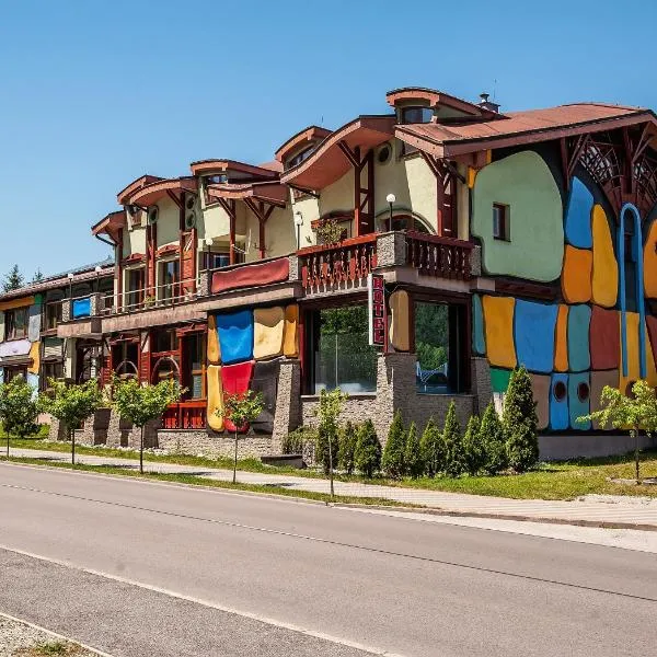 Hotel Áčko: Ružomberok şehrinde bir otel
