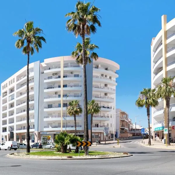 Rei Apartment, hotel in Quarteira