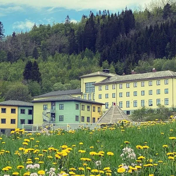 Sjøholt Sommerhotell, hotelli kohteessa Ørskog