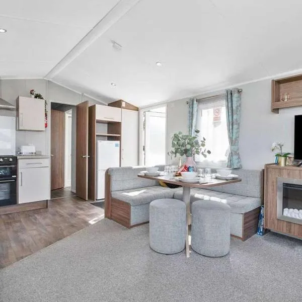 Lovely 3 bedroom holiday home in Seton Sand caravan park Wi-Fi Xbox, hotel u Edinburghu