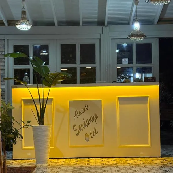 Alacati Sardunya Hotel, hotel in Alaçatı