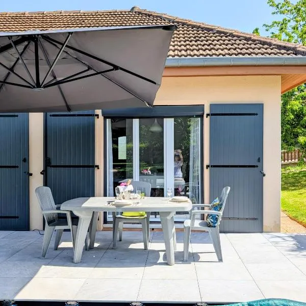 VILLA climatisée - 4 étoiles - 75 m2 avec Jardin pour 3 personnes - à 10 min de Besançon, hotel in Dannemarie-sur-Crête