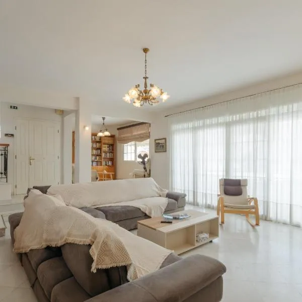 Thassos House, hotel in Limenas