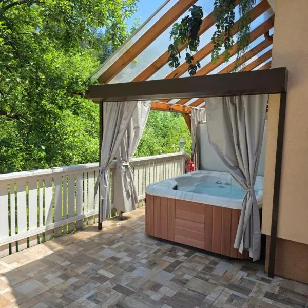 Apartment Jurček with jacuzzi & sauna, hotel in Luče