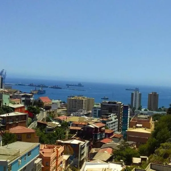 Wind & Way Hostel, hôtel à Valparaíso