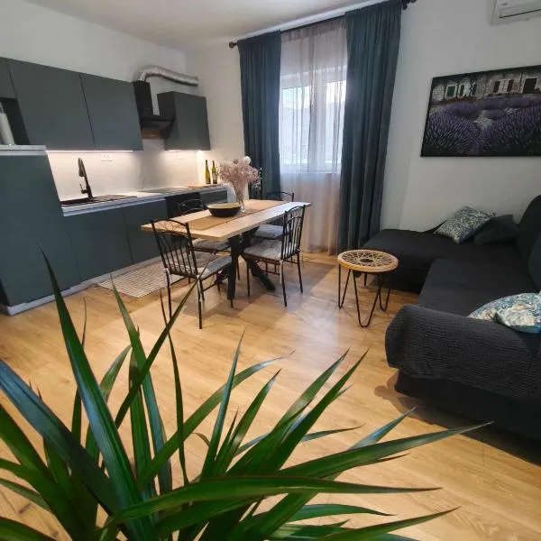 Olive Tree Apartment, khách sạn ở Kaštela
