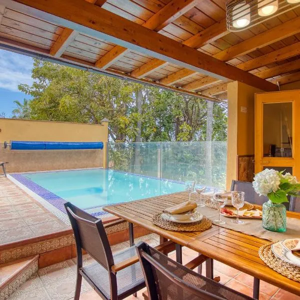 4BR Wellness Villa- Pool, Sauna, Gym, hotel in Puerto de la Cruz