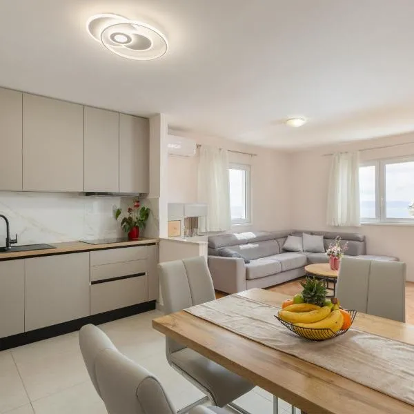 Cozy Apartment Orchid with Free Parking, hotell Makarskas
