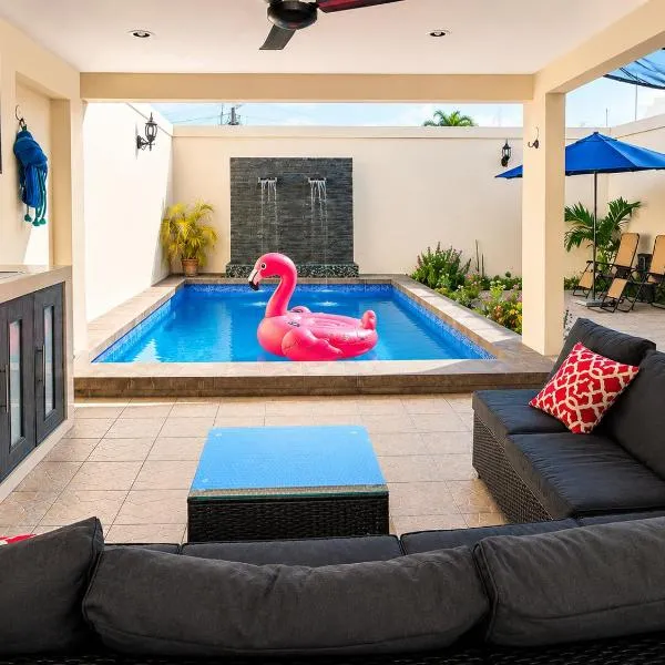 Casa con alberca privada ideal para grupos, hotel en Mérida