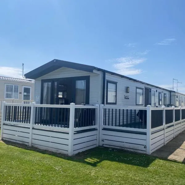 Aqua bay whistable, Hotel in Swalecliffe